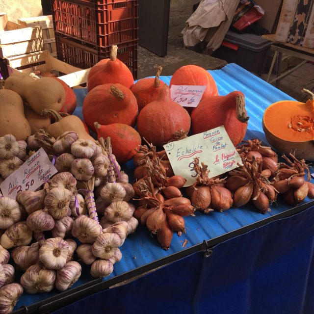 The marketplace of Sarlat is abundant with pumpkins, garlic, foie gras, prunes, wine, walnuts and so much more!